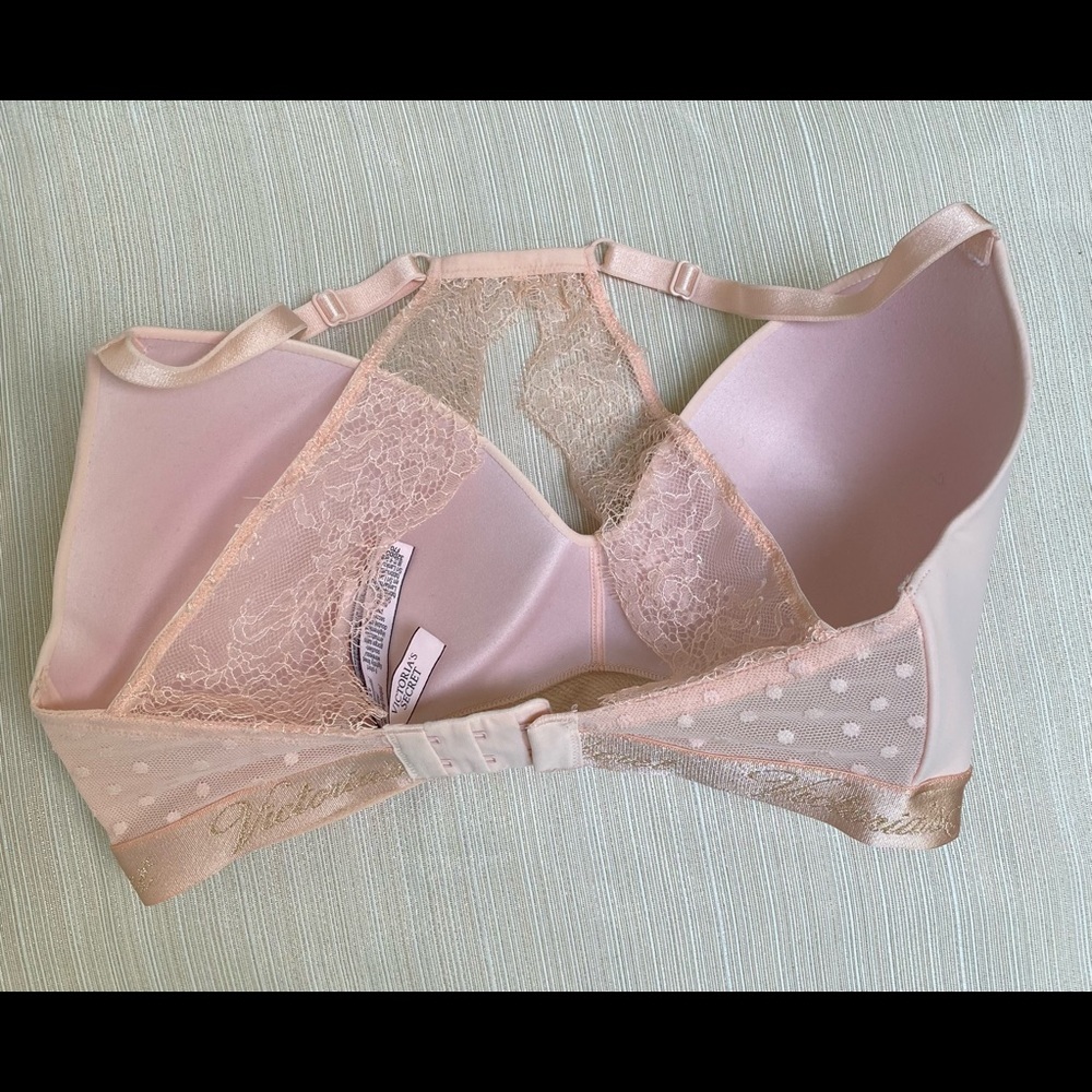 Victoria’s Secret T~Shirt Contour Bra - Picture 3 of 4